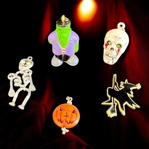 Halloween Mixed Necklace Pendants Lot Of 5 Pumpkin Cat Skeletons Frankenstein